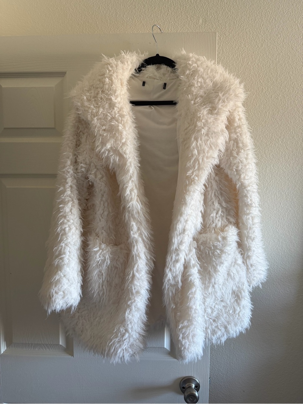 Luxurious White Teddy Coat w hood